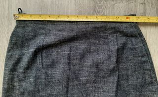 Falda vaquera elástica. Talla 40