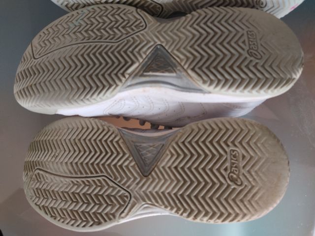 Zapatillas Asics niño niña 37y37.5 (los dos pares)