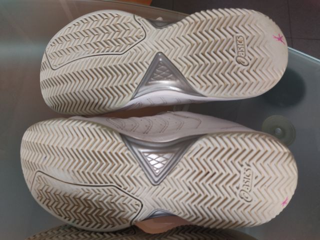 Zapatillas Asics niño niña 37y37.5 (los dos pares)