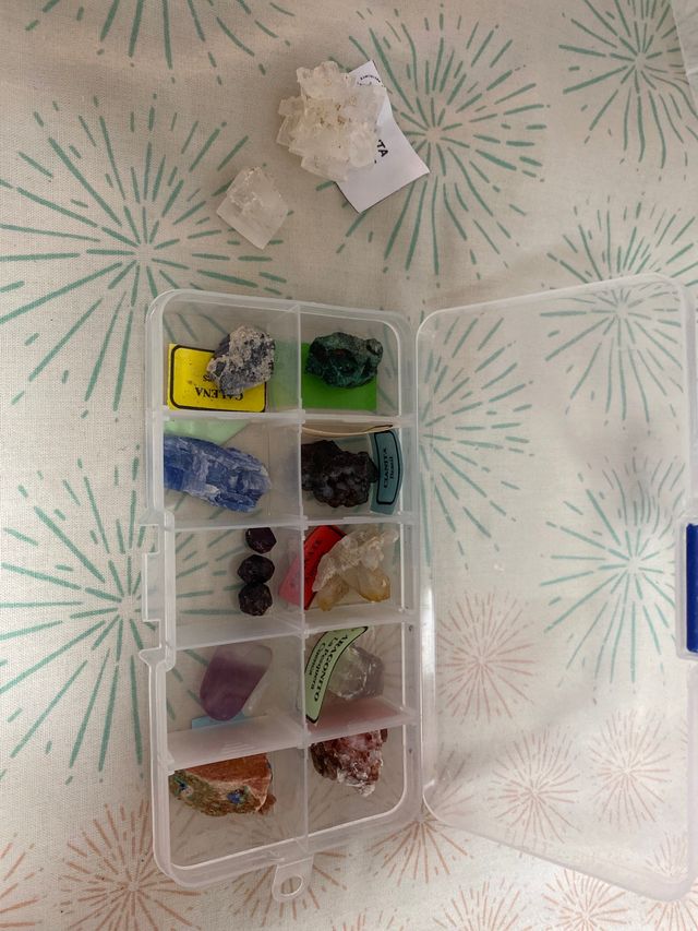 caja de minerales