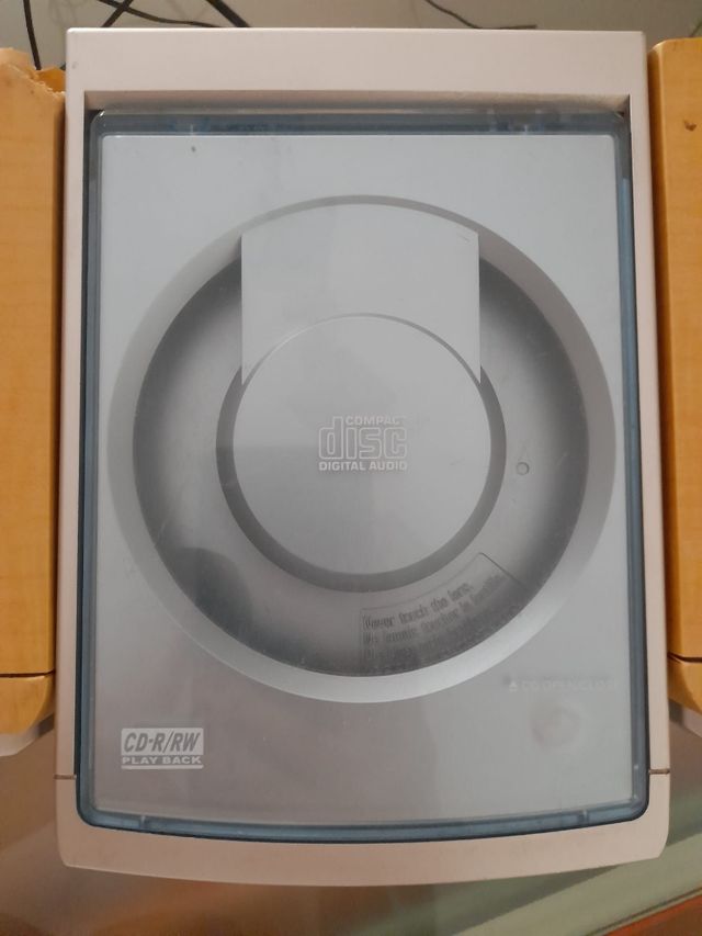 Minicadena Música Sanyo