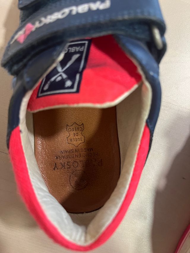 Zapatillas deportivas Pablosky. Talla 32.