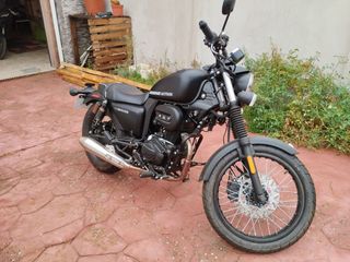 Moto Motron Revolver 125