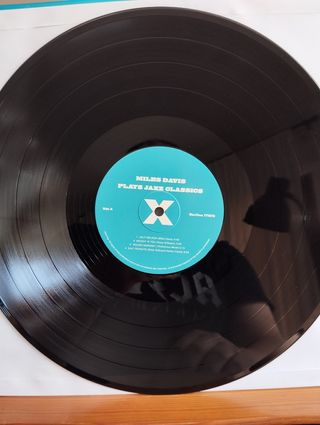 VINILO MILES DAVIS - PLAYS JAZZ CLASSIC