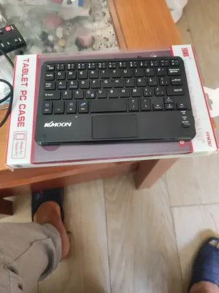 Funda y teclado para tablet 