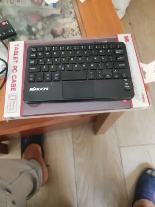 Funda y teclado para tablet 