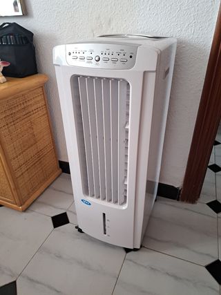 Ventilador con umificador