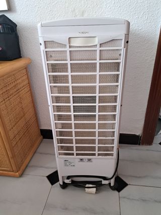 Ventilador con umificador