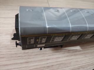 Tren de metal electrónico 