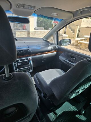 Ford Galaxy 2004