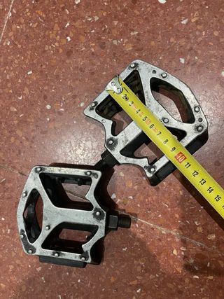pedales bicicleta