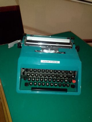 MAQUINA ESCRIBIR OLIVETTI STUDIO 45