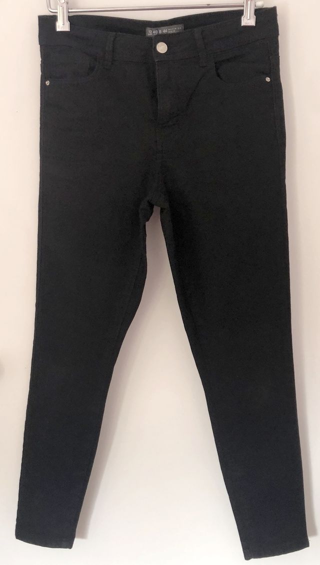 Tres Pantalones Vaqueros Elásticos