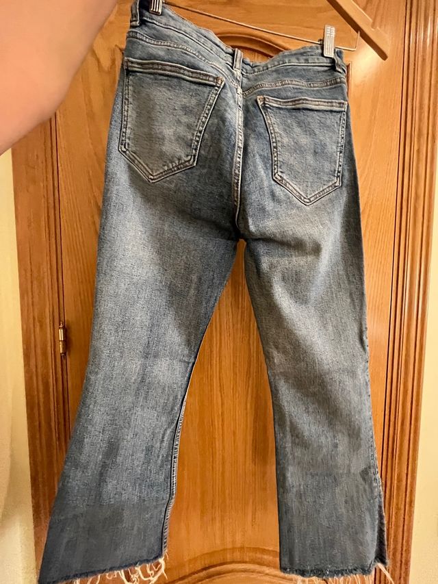 Vaqueros cropped zara