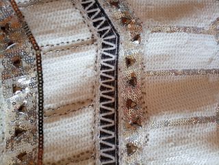 Falda lentejuelas blanca y negra