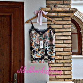 Top Molly Bracken🖤 Lace top🖤