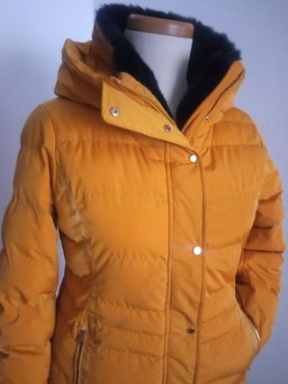 Plumas amarillo/ mostaza. Easywear