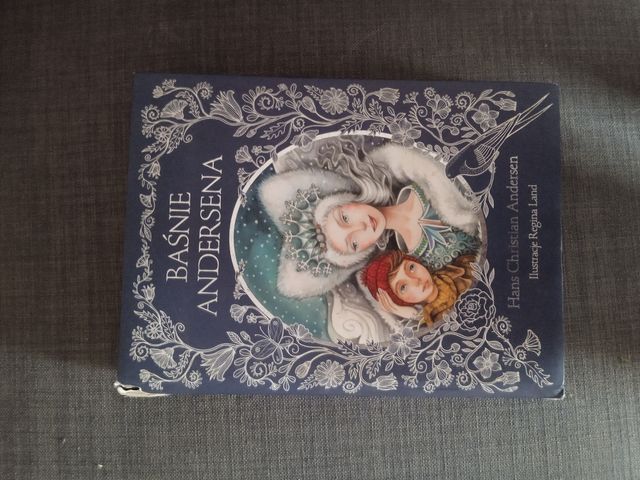 Libro en polaco. Basnie Andersena.