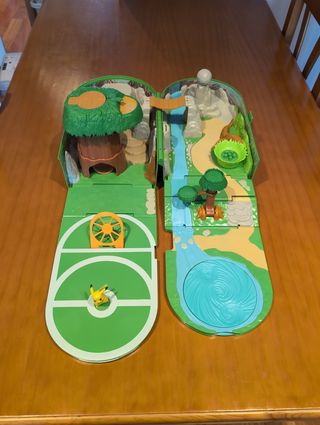 Mochila Mundo Pokémon Verde