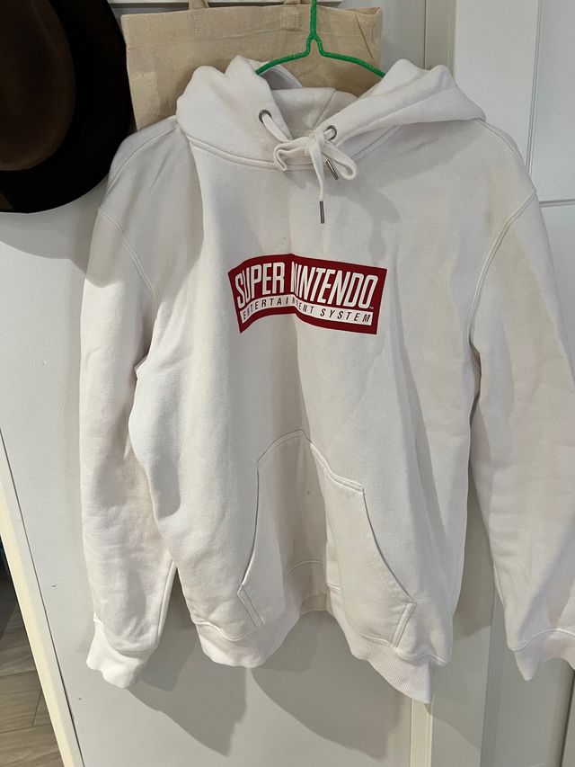 sudarera con capucha