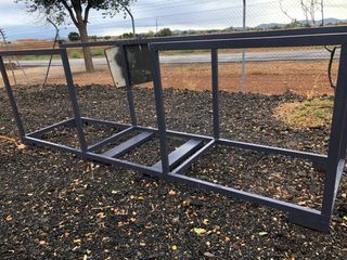 se vende porta tubos