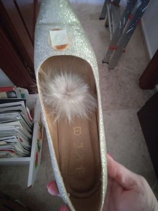 Zapatos talla 41 color dorado