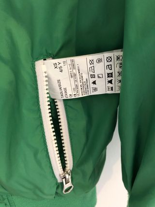 Chaqueta / Cortavientos Benetton / Talla 4-5años