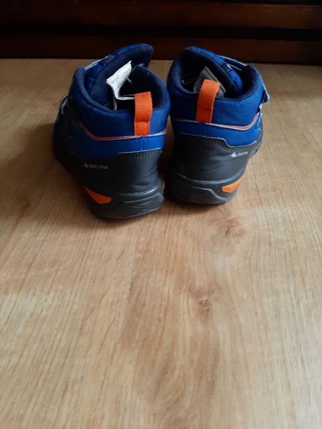 Botas de montaña y treking impermeable (T 34)