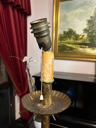 Lámpara pie bronce antigua