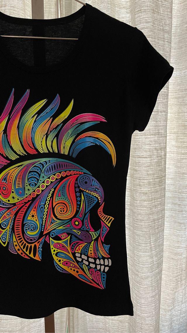 camiseta con estampado calavera T.M