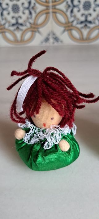 Set di vecchie bambole di pezza