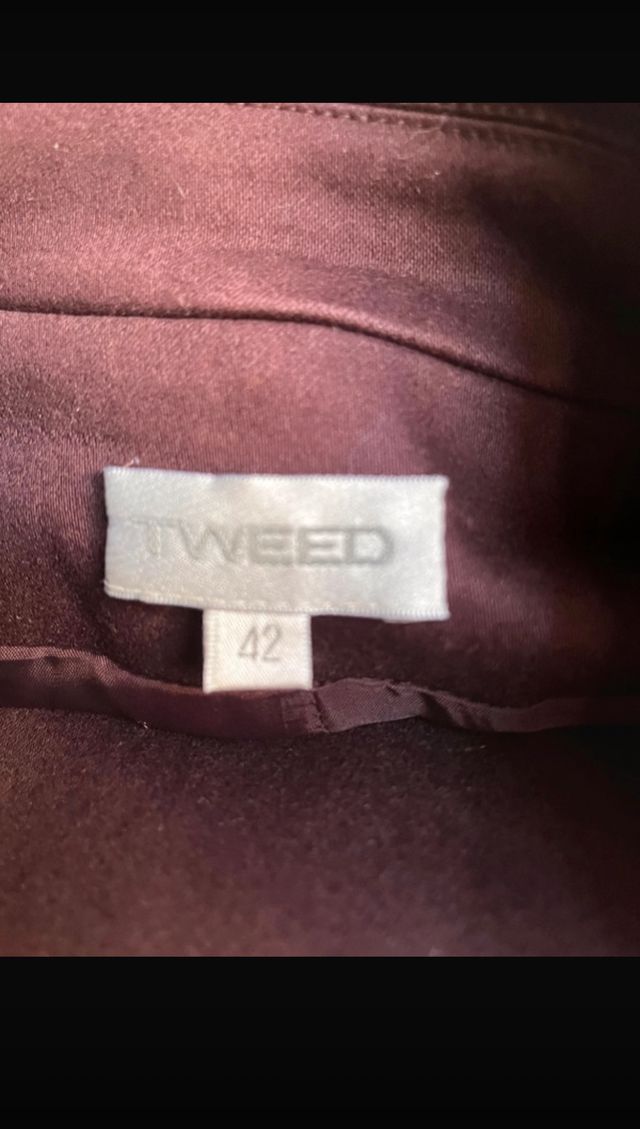 traje pantalon color vino