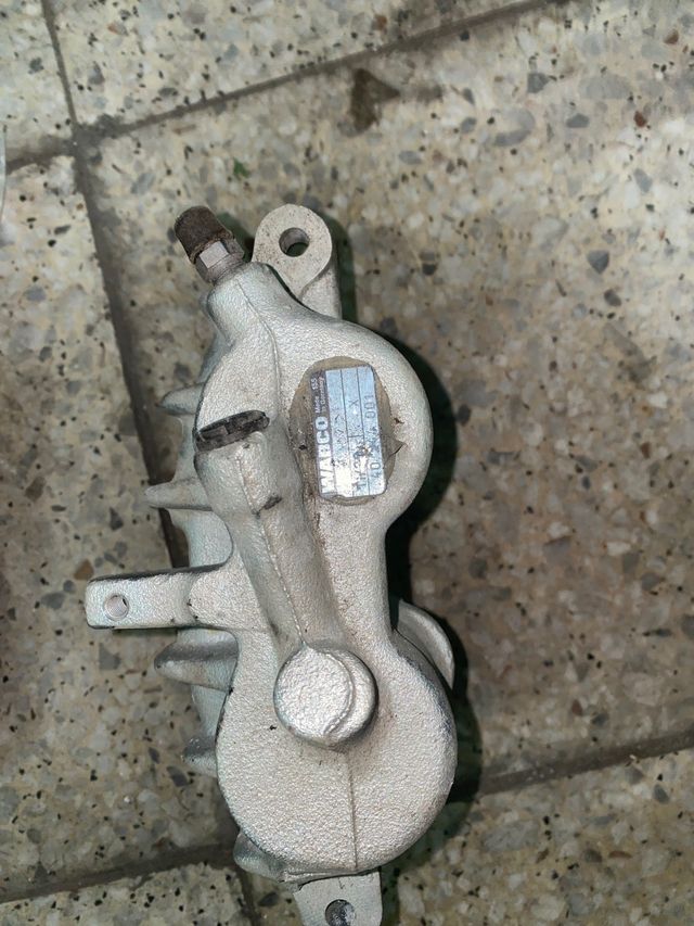 Pinza freno anteriore sinistra Sprinter