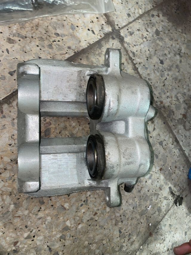 Pinza freno anteriore sinistra Sprinter