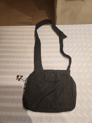 Bolso negro  de Pucca