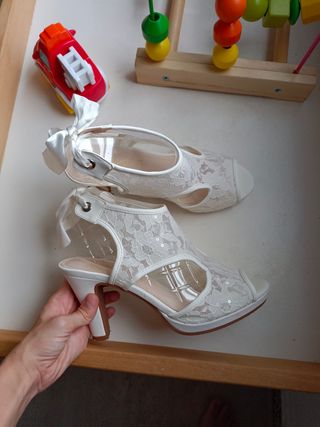 Zapatos boda encaje talla 39-40