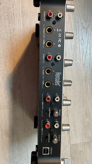 Mesa de mezclas Hercules DJ Console Remix