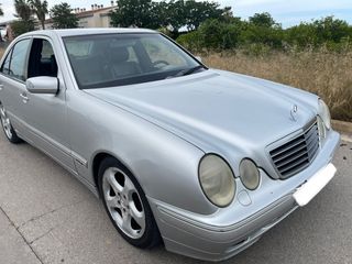 Mercedes-Benz Clase E 2002