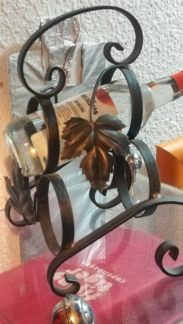 Botellero de Forja