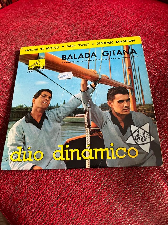 Disco single Duo Dinámico