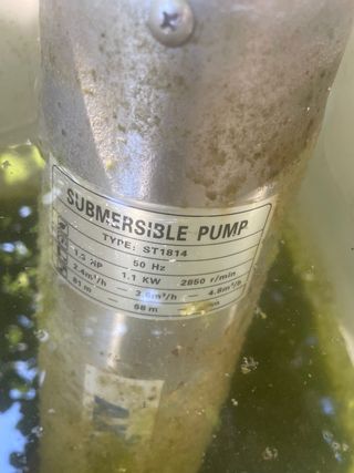 Bomba hidráulica pozo perforado