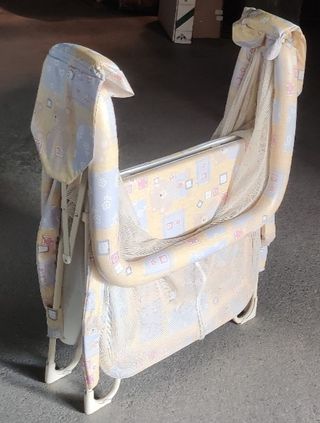 Parque de bebé plegable fácil y reducido