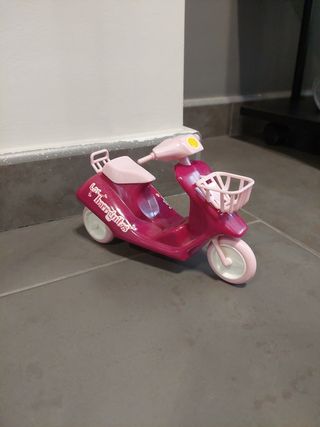 Moto barriguita y muñeca barriguita