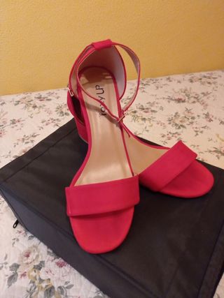 Sandalias rojas talla 41