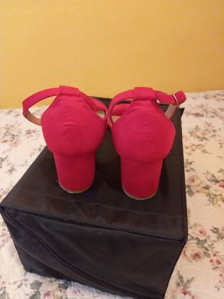 Sandalias rojas talla 41