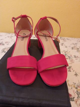 Sandalias rojas talla 41