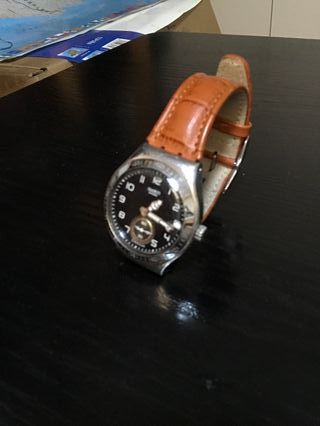 Reloj marca Swatch