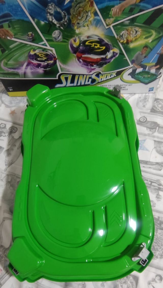 Beyblade Burst Turbo + 7 peonzas