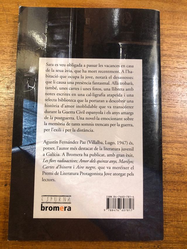 Nit d’ombres voraces (Agustín Fernández Paz)