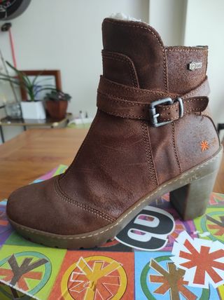 Bota baja Art   talla 39